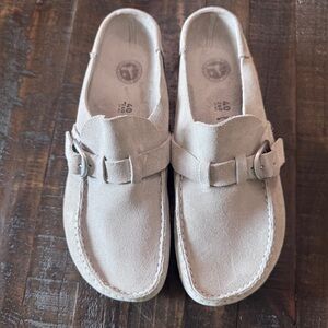Birkenstock Cream Suede Mules